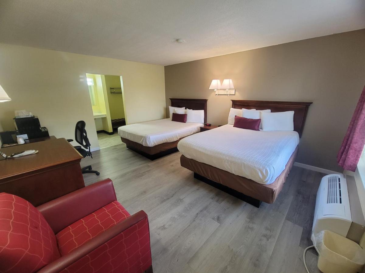 Elk Inn Motel Elkin Bagian luar foto