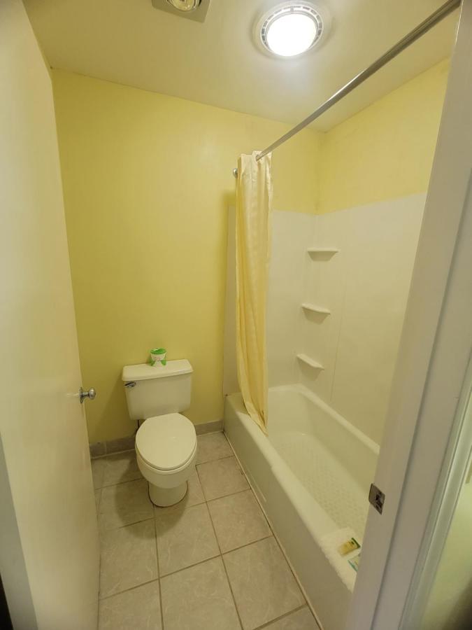 Elk Inn Motel Elkin Bagian luar foto